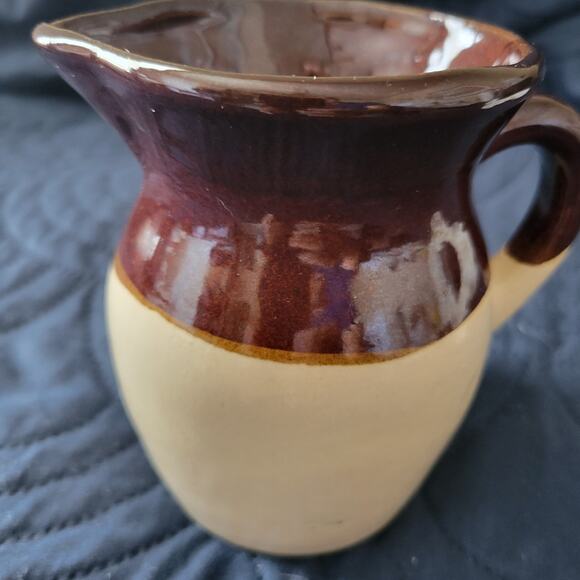 Pitcher RRPCO, Robinson Ransbottom Pottery Vintage Brown and White - Picture 1 of 5